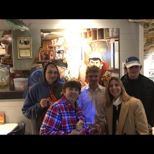 Meet your Posher, Laura